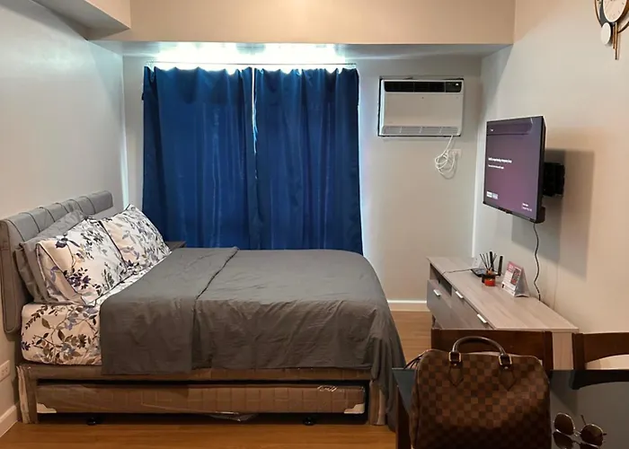 Apartment Solinea Residences Platine Tower4 Ayala Business Center Ph *