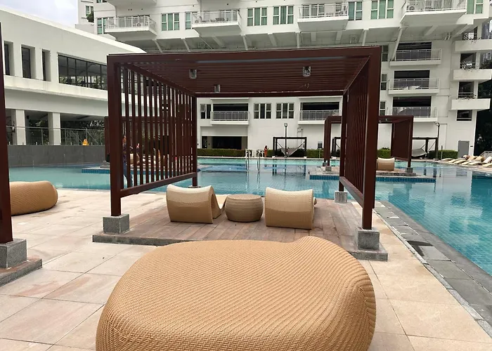 Apartment Solinea Residences Platine Tower4 Ayala Business Center Ph *